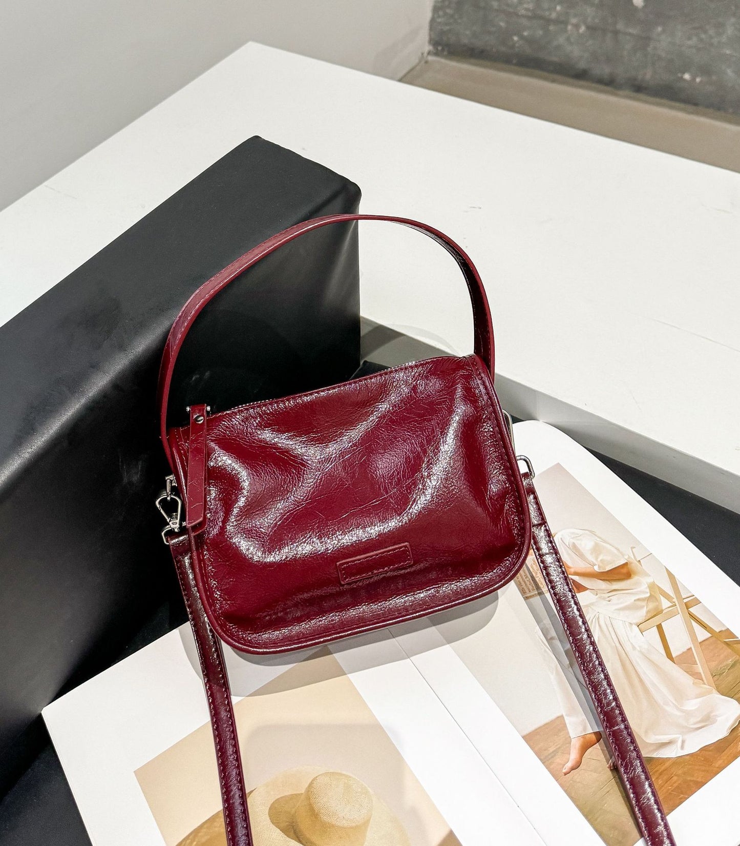 Women's First Layer Leather Fashion Simple Shopping Shell Practical Women's Shoulder Bag