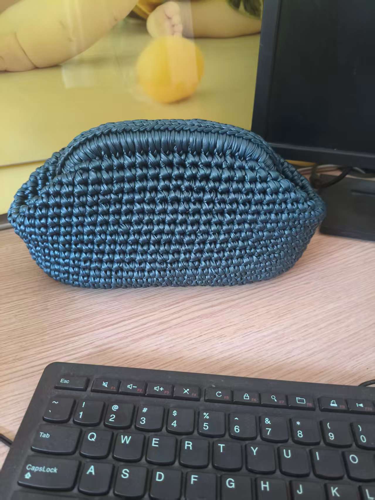 Women's Handmade Finished Imitation Leather Matt Color Hand-woven Women's Clutch