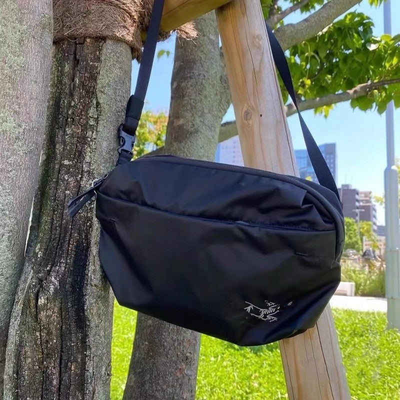 Innovative Women's & Men's Skeleton Waterproof Bags