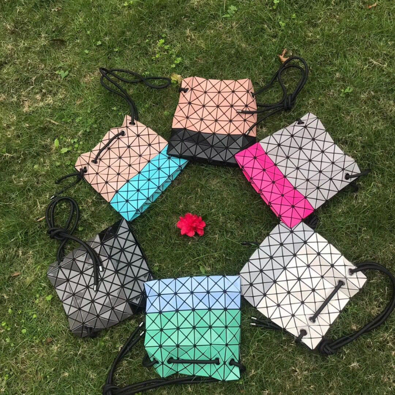 Women's Drawstring Two Colors Glossy Diamond Plaid Women's Messenger Bag