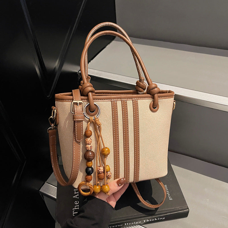 Women's Western Style Underarm Fashion Commuter Texture Women's Shoulder Bag