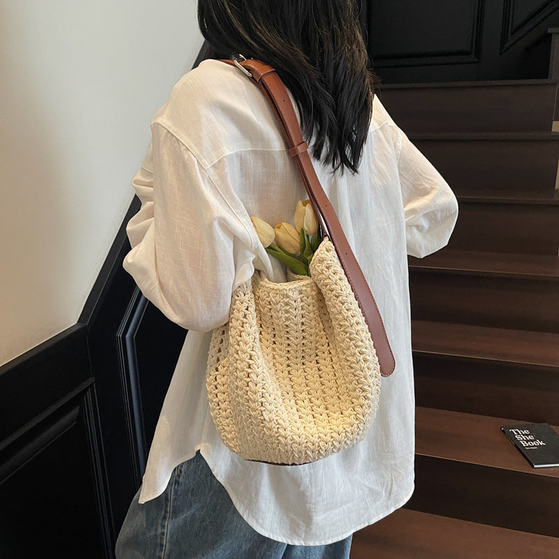 Women's Mori Style Simple Comfortable Woven High Sense Beach Weaving Leisure Tote Bags