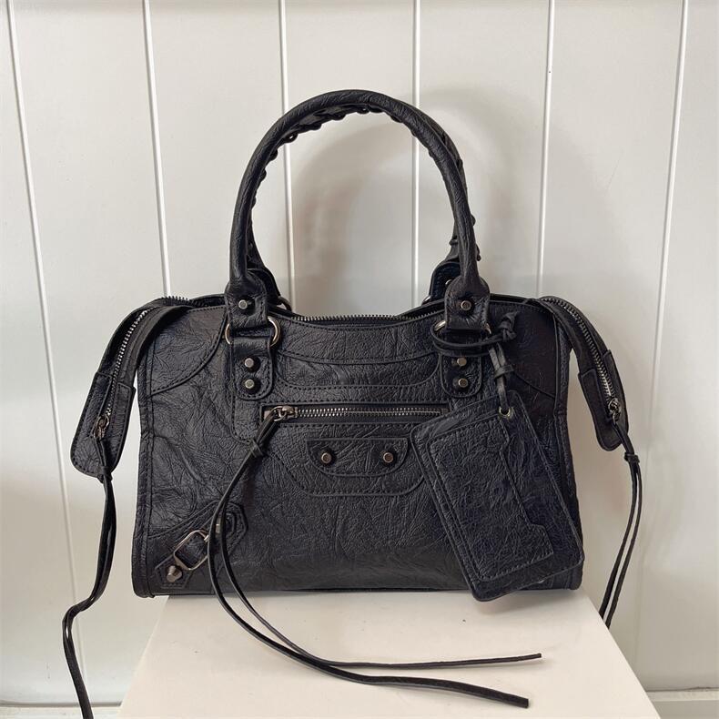 Hot French Retro Trendy Hand Holding Bags