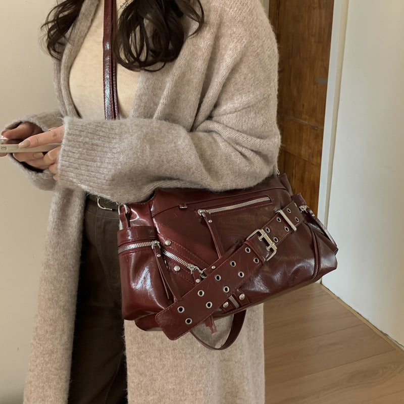Women's Retro For Large Capacity Soft Leather Stitching Fashion Commuter Rivet Women's Shoulder Bag