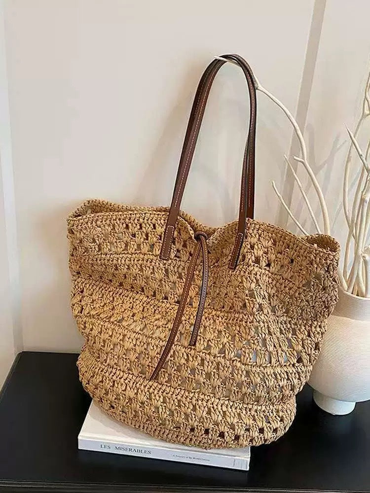 Large Capacity Hollow Woven Straw One Commuter Seaside Women's Shoulder Bag
