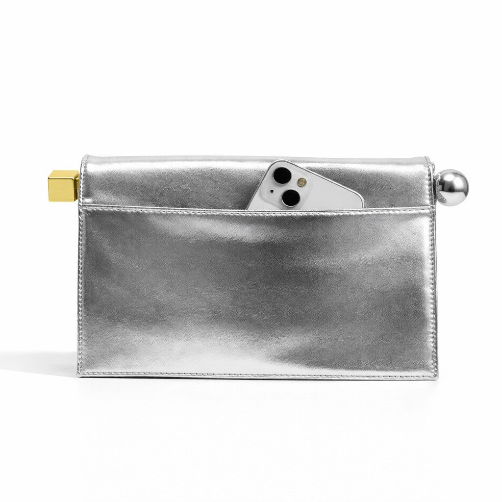 Women's Retro Simple Curling Folding Chain Fashion Party Bags
