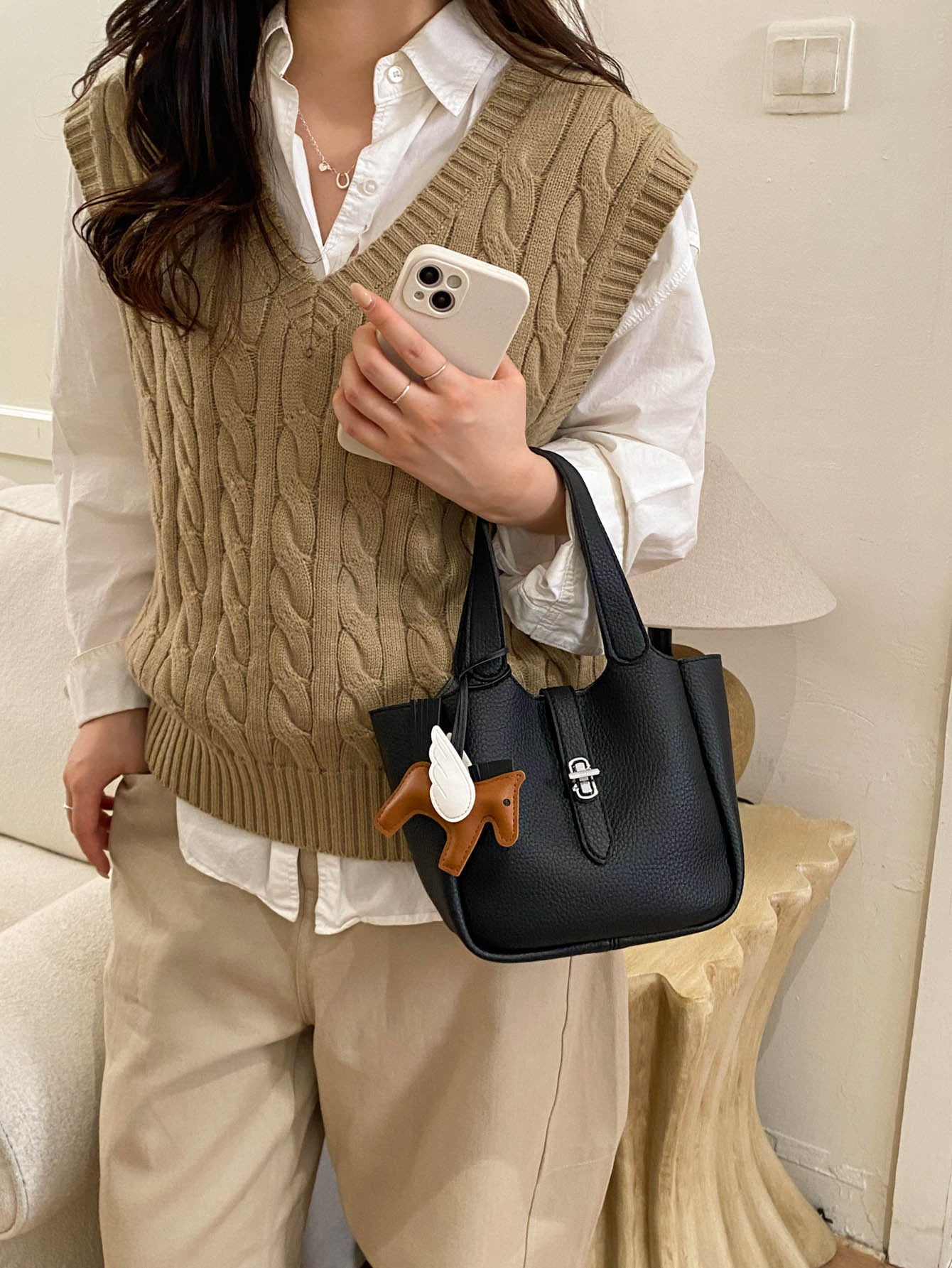 Women's Portable Commuter Fashion Simple Western Style Women's Shoulder Bag