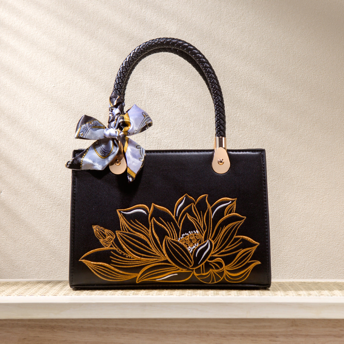 Women's Chinese Mother's Day To Give Mom Wedding Bridal Women's Handbag