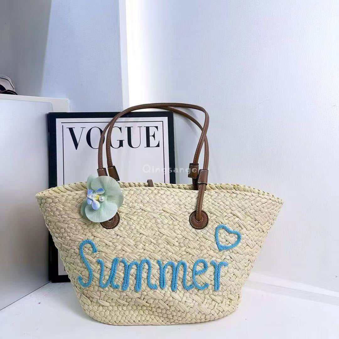 Women's Summer Papyrus Hand-woven Large Capacity English Letters Women's Handbag