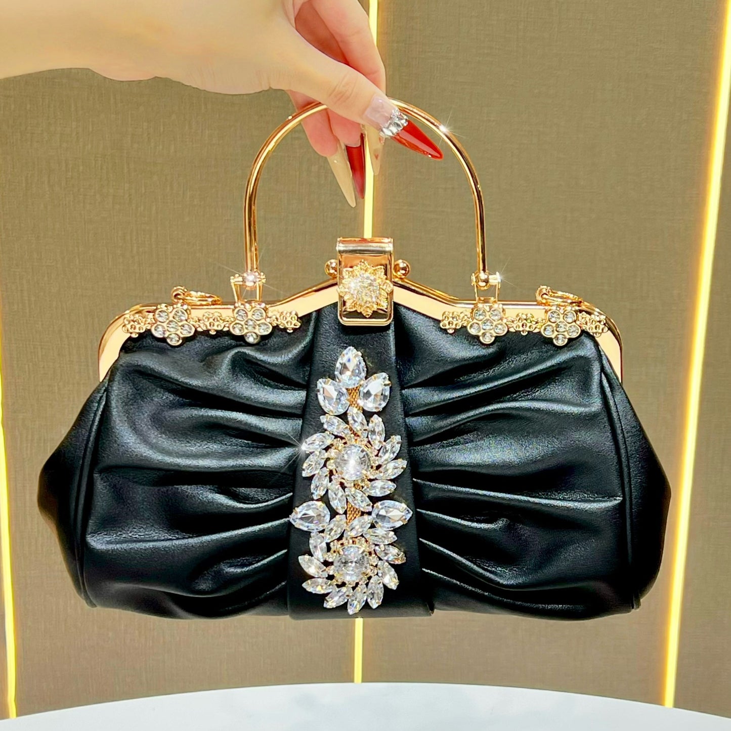 Women's Luxury Party With Diamonds Hand Elegant Dinner Bag