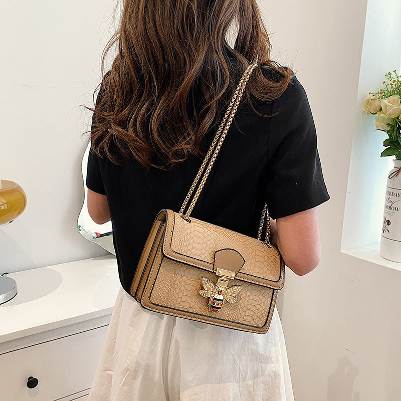 Women's Fashionable Retro Chain Western Style Advanced Shoulder Bags