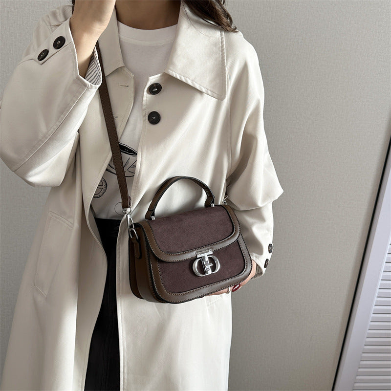 Women's Retro Minority Hand Holding Saddle Fashion Korean Style Exquisite Women's Messenger Bag