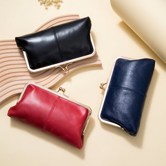 Women's Leather Long Retro Soft Oil Wax Storage Women's Clutch