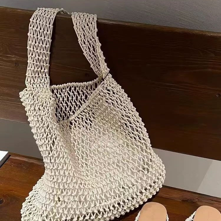 Fashionable Hand-woven Cold Net Pocket Vacation Women's Messenger Bag