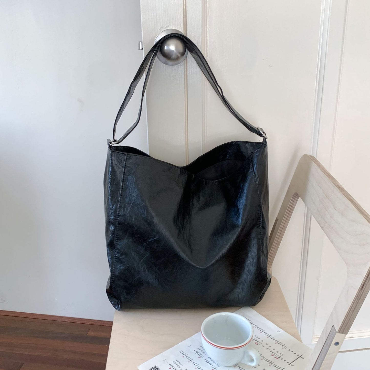 Retro Oil Wax Skin Adjustable Strap Commuter Bags