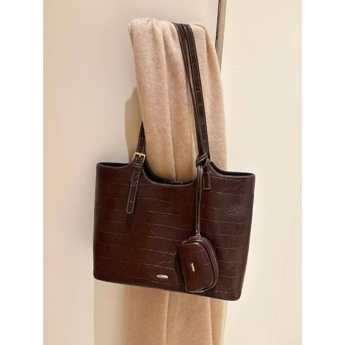 Women's South Greenfield Large Capacity High-grade Hand Women's Handbag