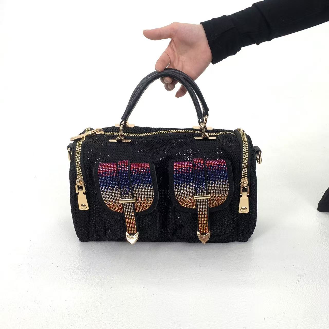 Women's Elegant Diamond Decorations Gorgeous Light Luxury Women's Shoulder Bag
