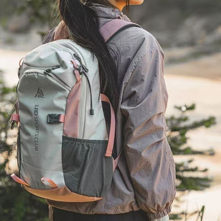 Large Capacity Light Walking Lightweight Waterproof Backpacks