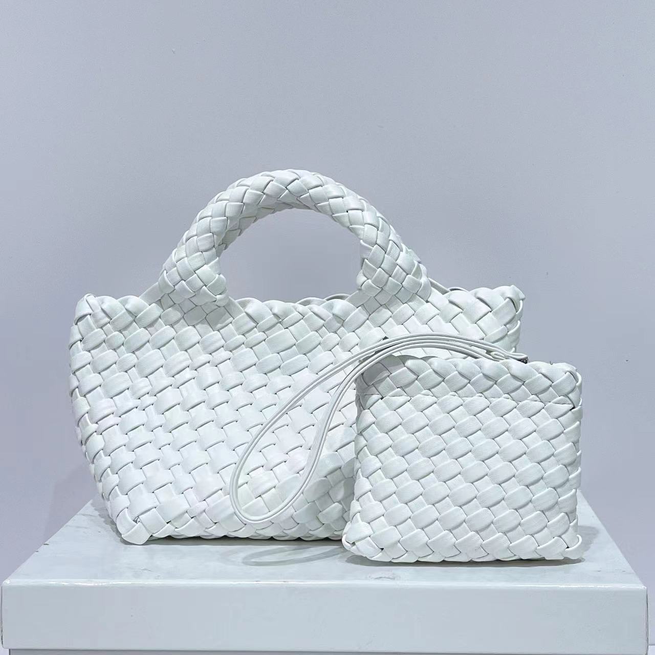 Women's Trendy Chain Mother Hand-woven Vegetable Basket Women's Handbag