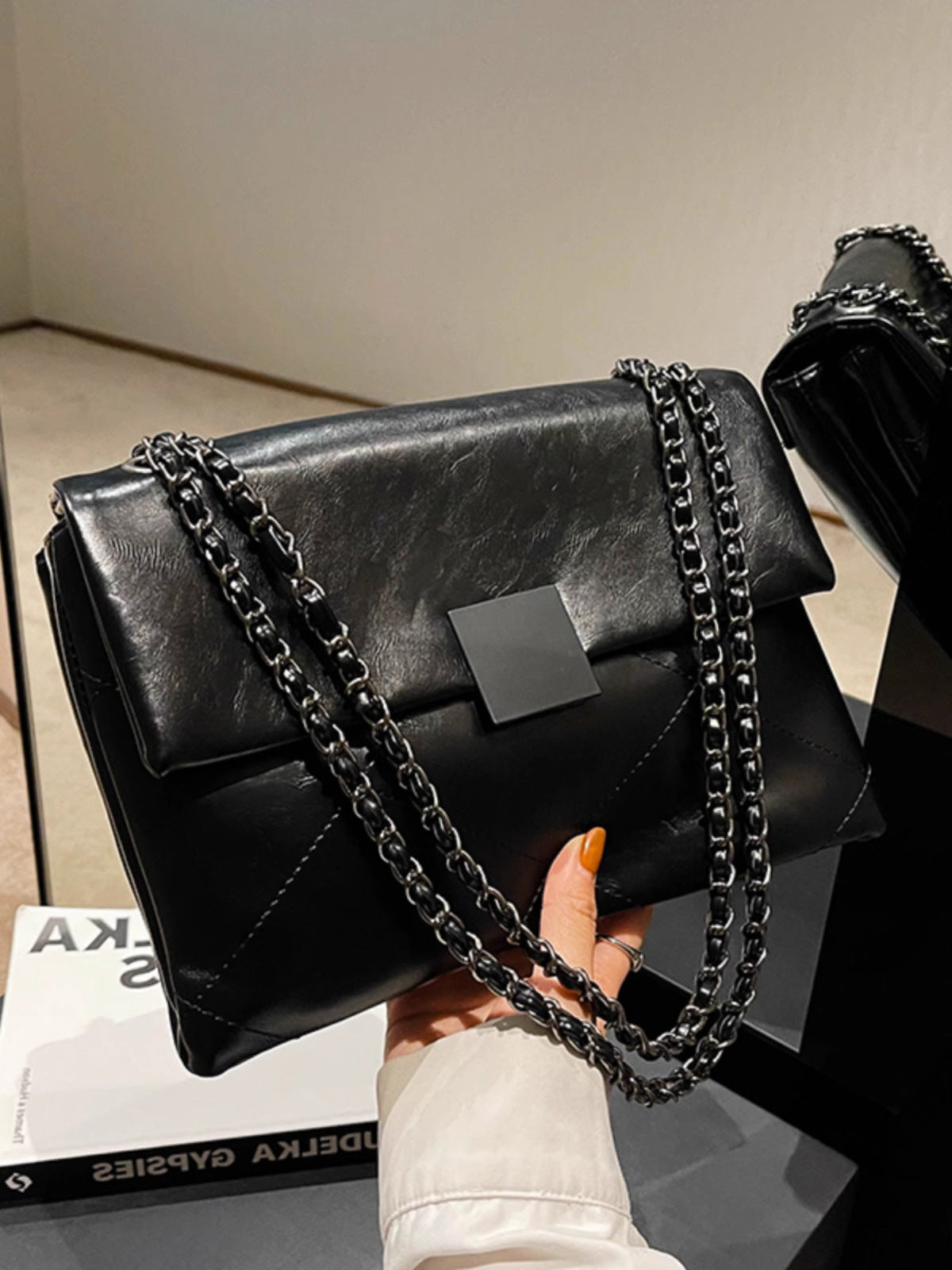Women's Advanced Texture Fashion Rhombus Chain Summer Bags