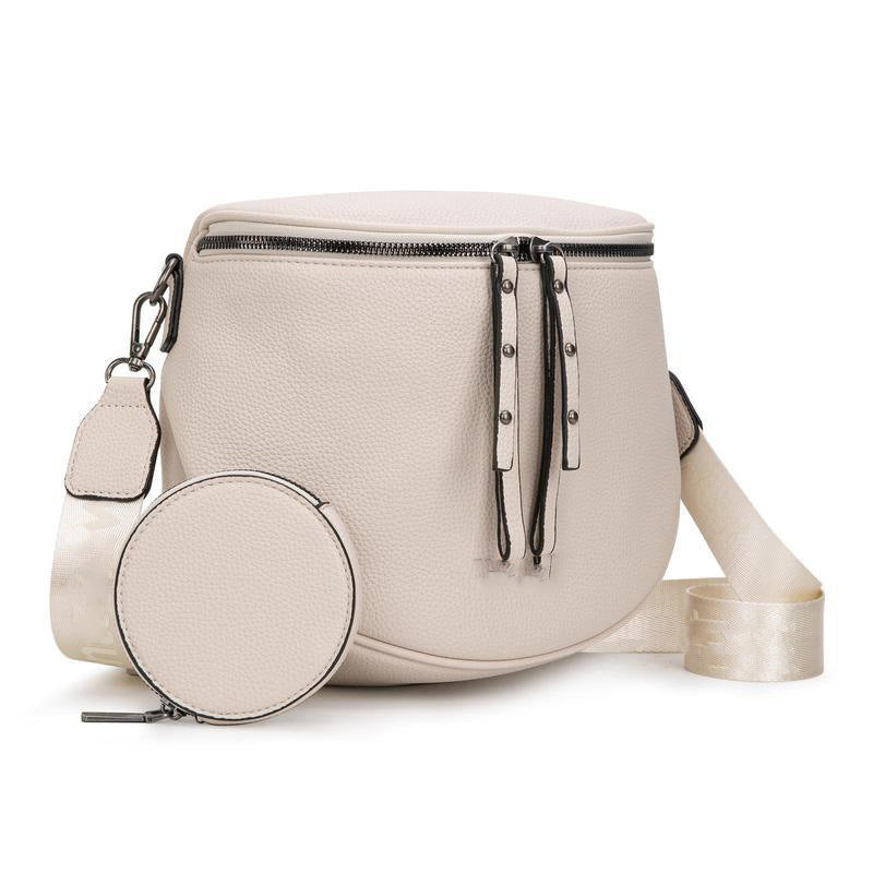 Women's Leather Large Capacity Saddle Trendy Full Women's Messenger Bag