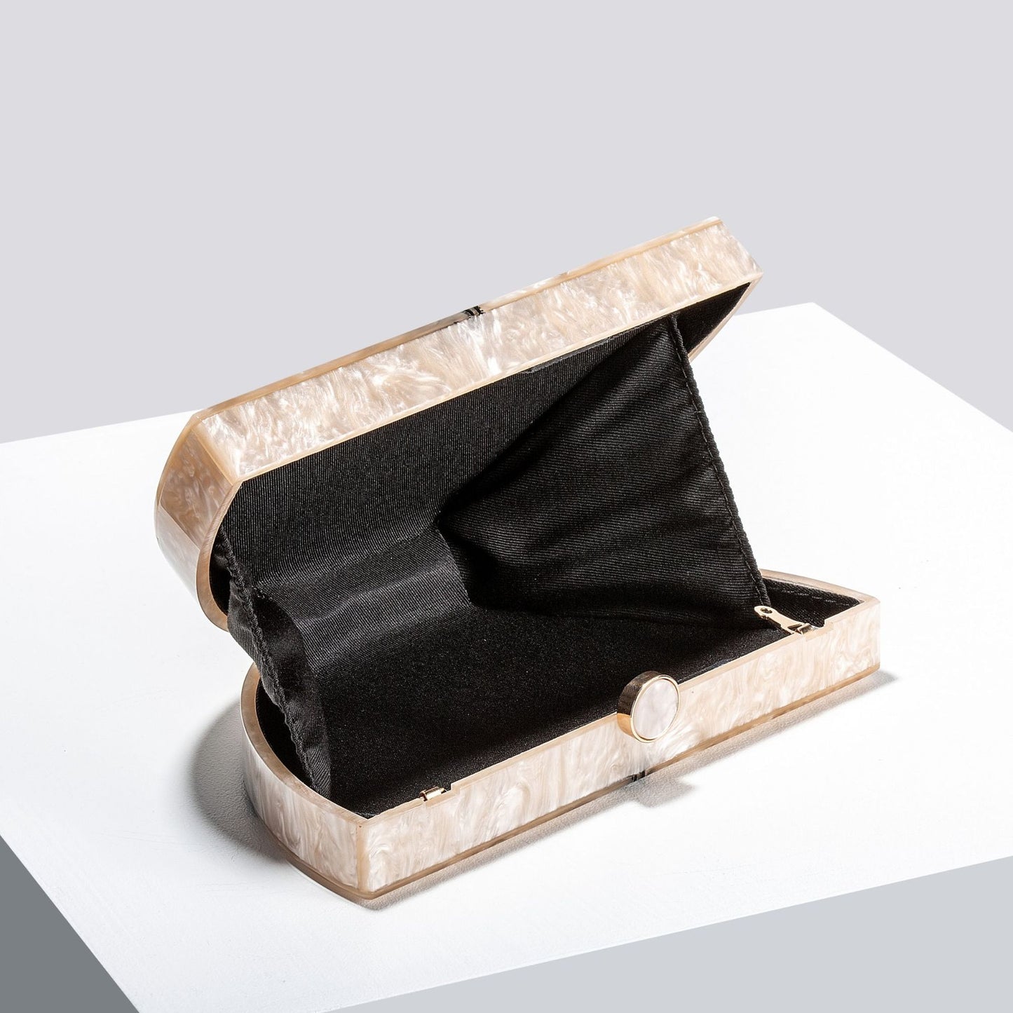 Women's Semicircle Stitching Acrylic Fashion Wedding Clutch Dinner Bag