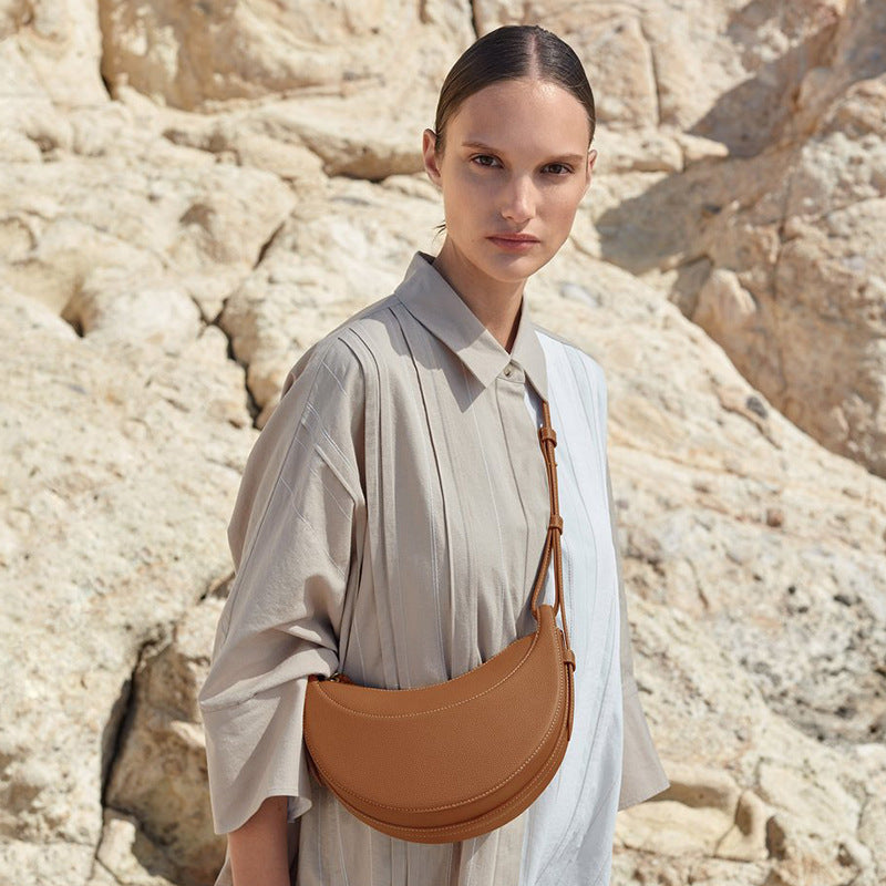 Women's High Version French Niche Selenodont Underarm Bags