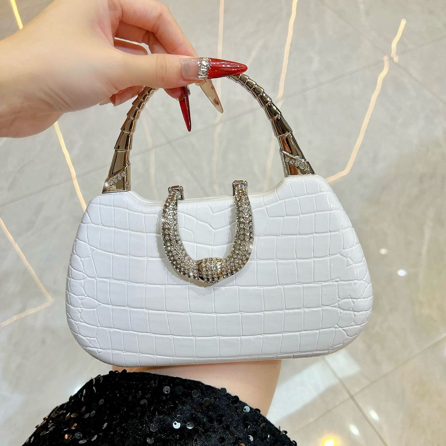 New High-grade Versatile Fashion Simple Rhinestone Dinner Bag