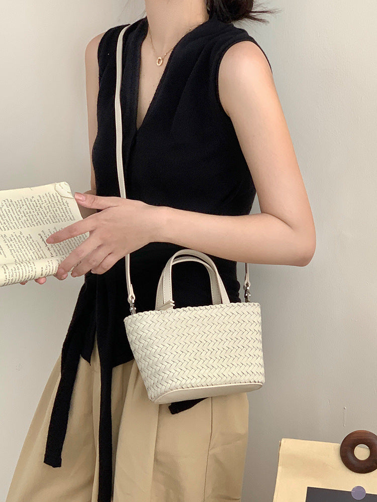 Women's Vacation Style Portable Handmade First Layer Women's Handbag