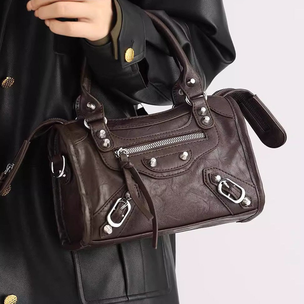 Women's Fashion Hot Portable Motorcycle Design Rivet Women's Messenger Bag
