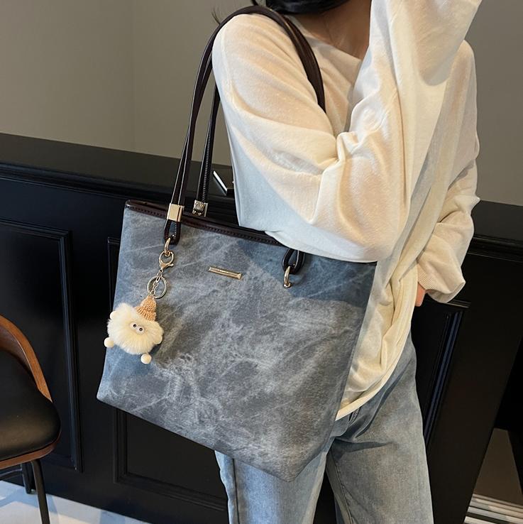 Texture Female Large Capacity Class Commuter Leisure Women's Shoulder Bag