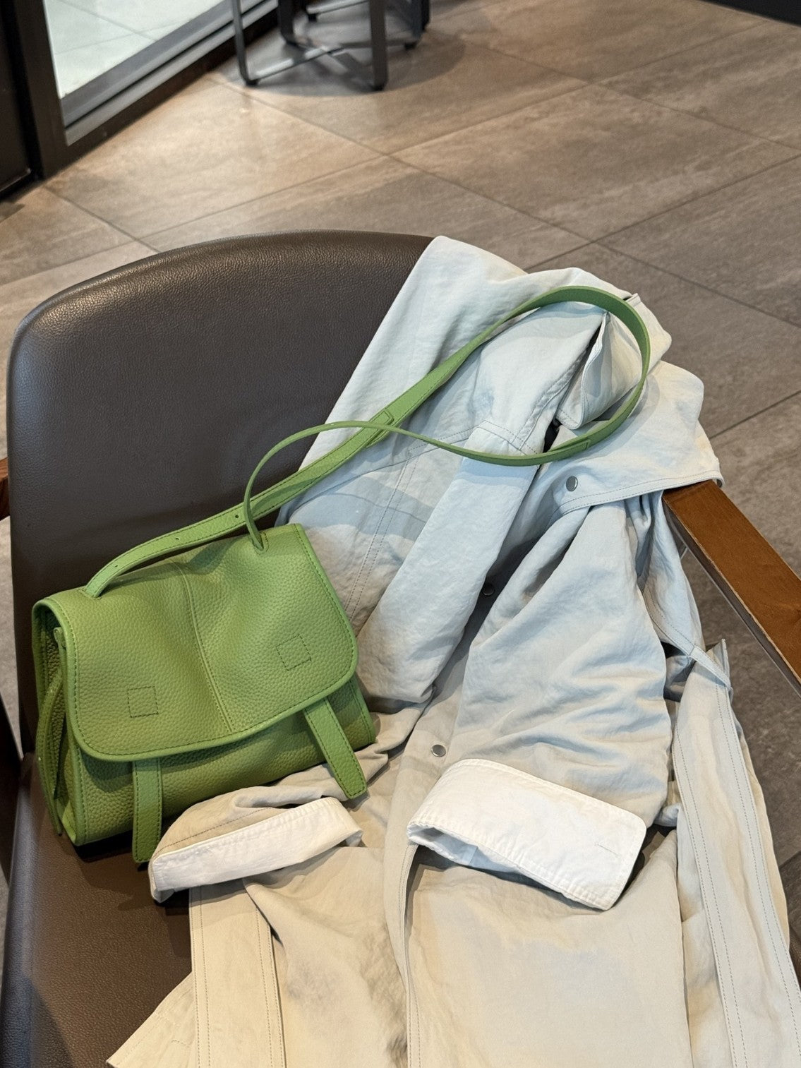 Women's Retro Flip Minimalist Underarm Commuter Women's Shoulder Bag