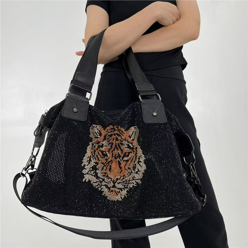 Women's Diamond Decorations Personalized Large Capacity Retro Temperament Bags