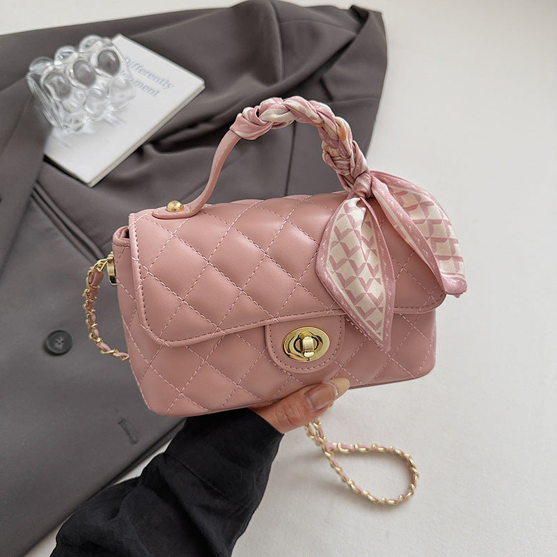 Women's Good-looking Embroidery Thread Rhombus Chain Simple Fashion Women's Shoulder Bag