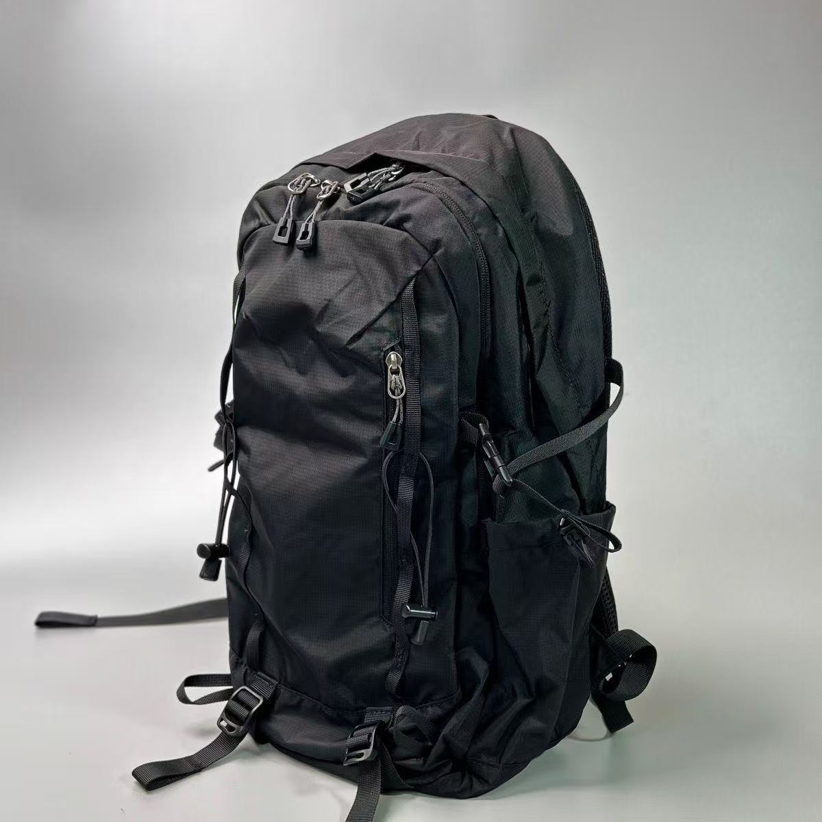 Large Capacity Lightweight Multifunctional Climbing Commuting Yellow Mountain Climbing, Hiking Bag