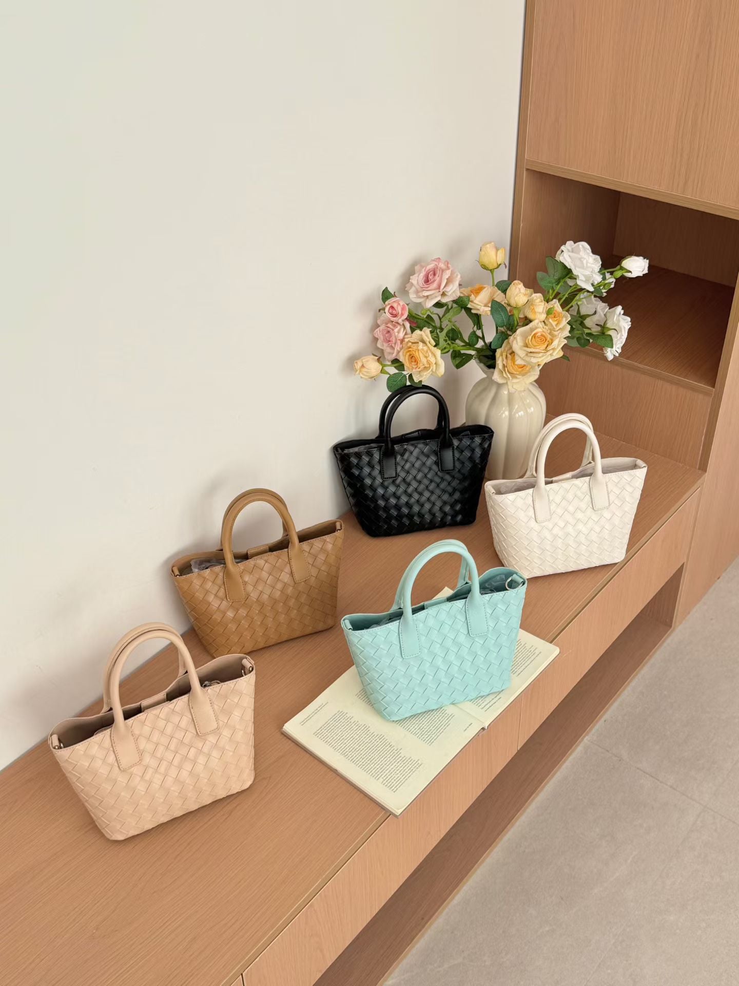 Women's High-grade Portable Woven Fashion Vegetable Basket Women's Handbag