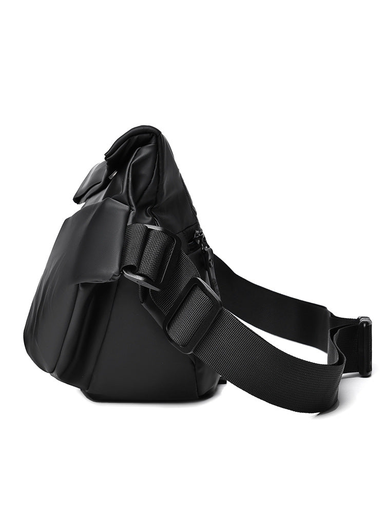 Men's Waterproof Large Capacity Mechanical Style Commuter Men's Chest Bag
