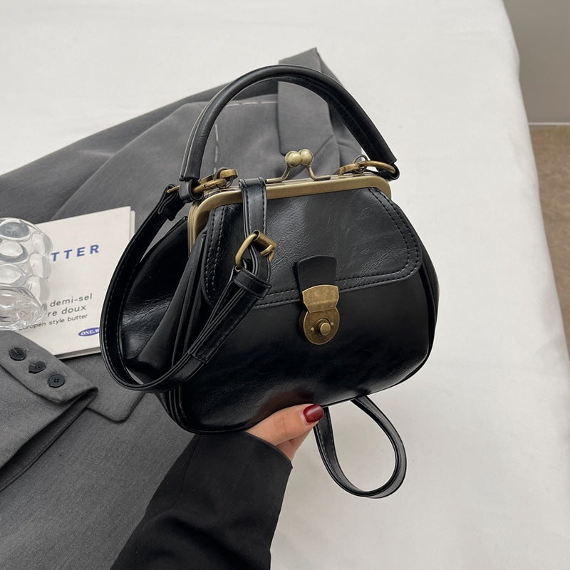 Women's Niche Spring Pleated Shell Stylish Simple Bags