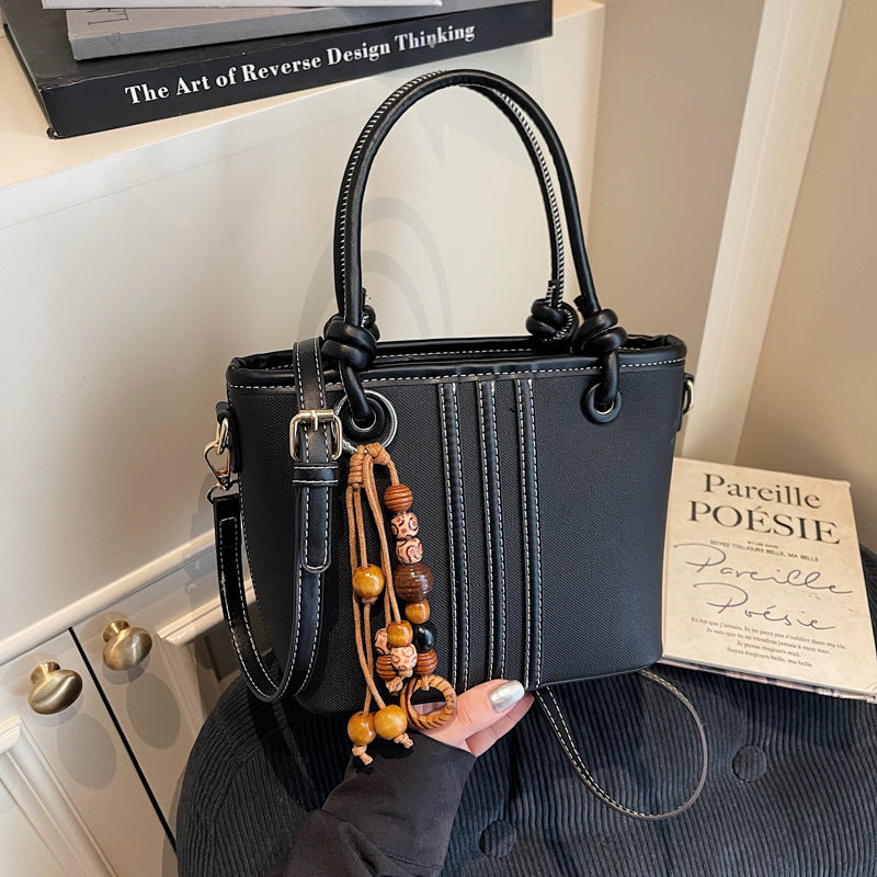 Women's Western Style Underarm Fashion Commuter Texture Women's Shoulder Bag