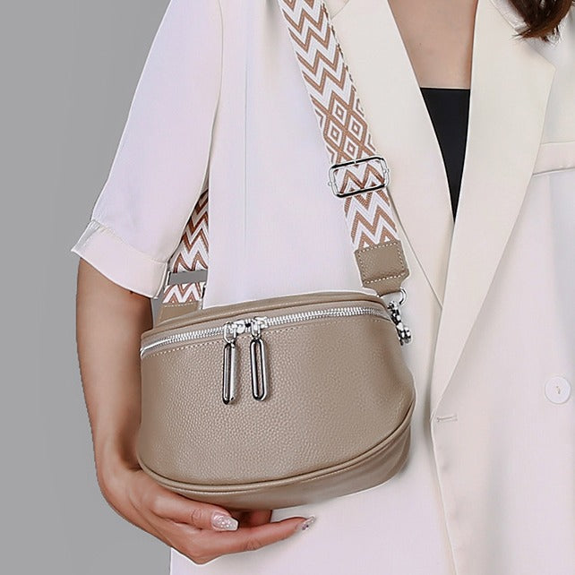 Women's Layer Cowhide Saddle Fashion Niche Riding Women's Messenger Bag