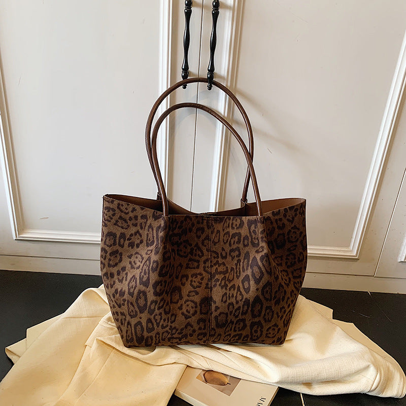 Women's Fashionable Retro Large Capacity Autumn One Combination Bags