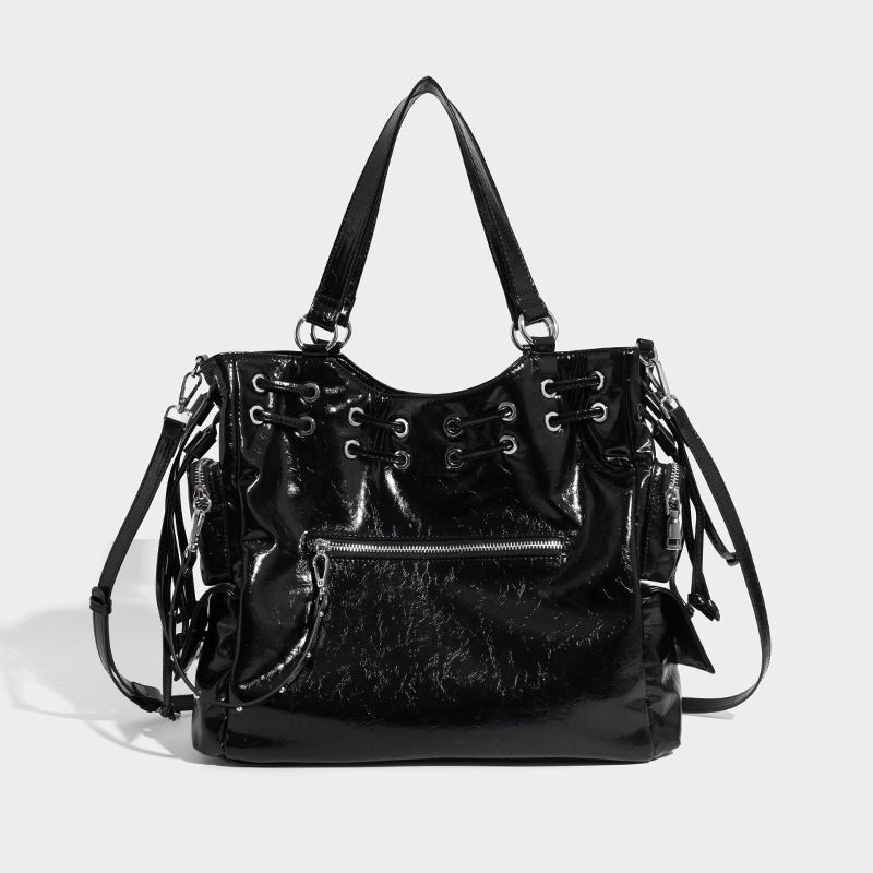 Niche Rivet Drawstring Commuter Large Capacity Women's Shoulder Bag