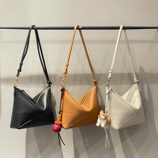 Women's Leather Folding Underarm High-grade Light Luxury Minority Fashion Commuter Women's Messenger Bag