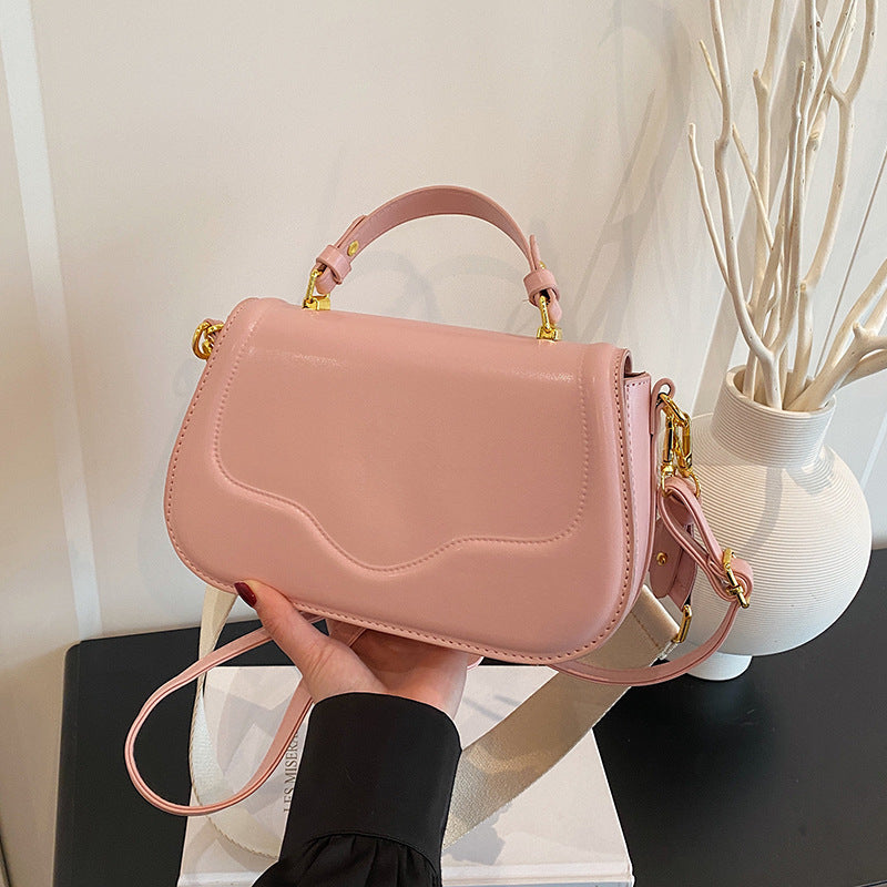 Women's Spring Fashion Commuter Leisure Versatile Saddle Women's Shoulder Bag