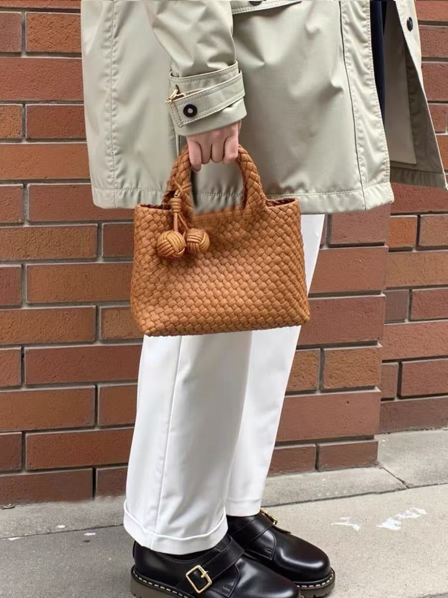 Women's Handmade Soft Leather Woven Unique Design Fashionable Women's Handbag