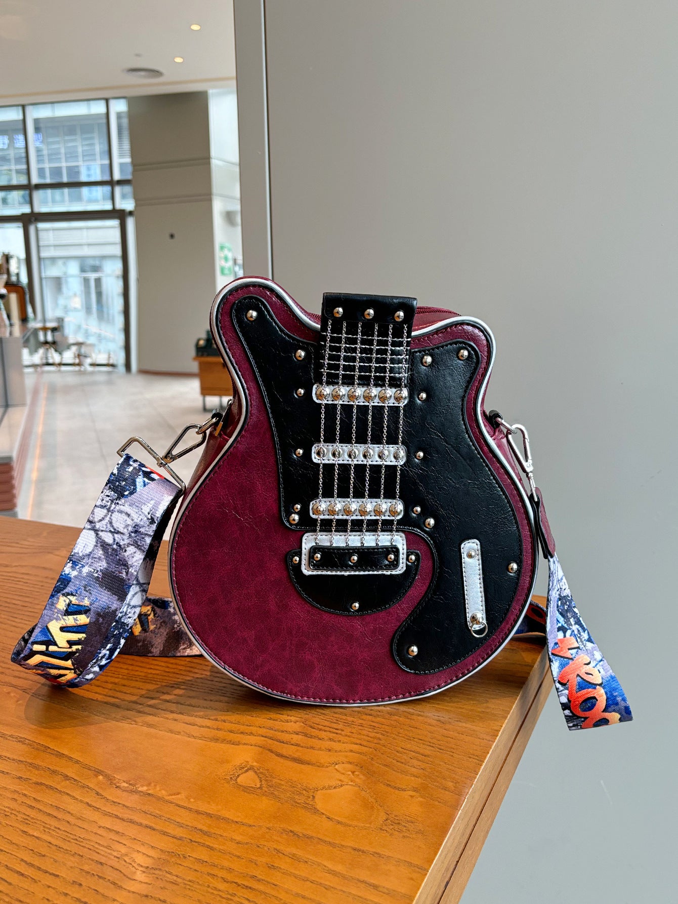 Personalized Creative Hot American Retro Guitar Shape Bags