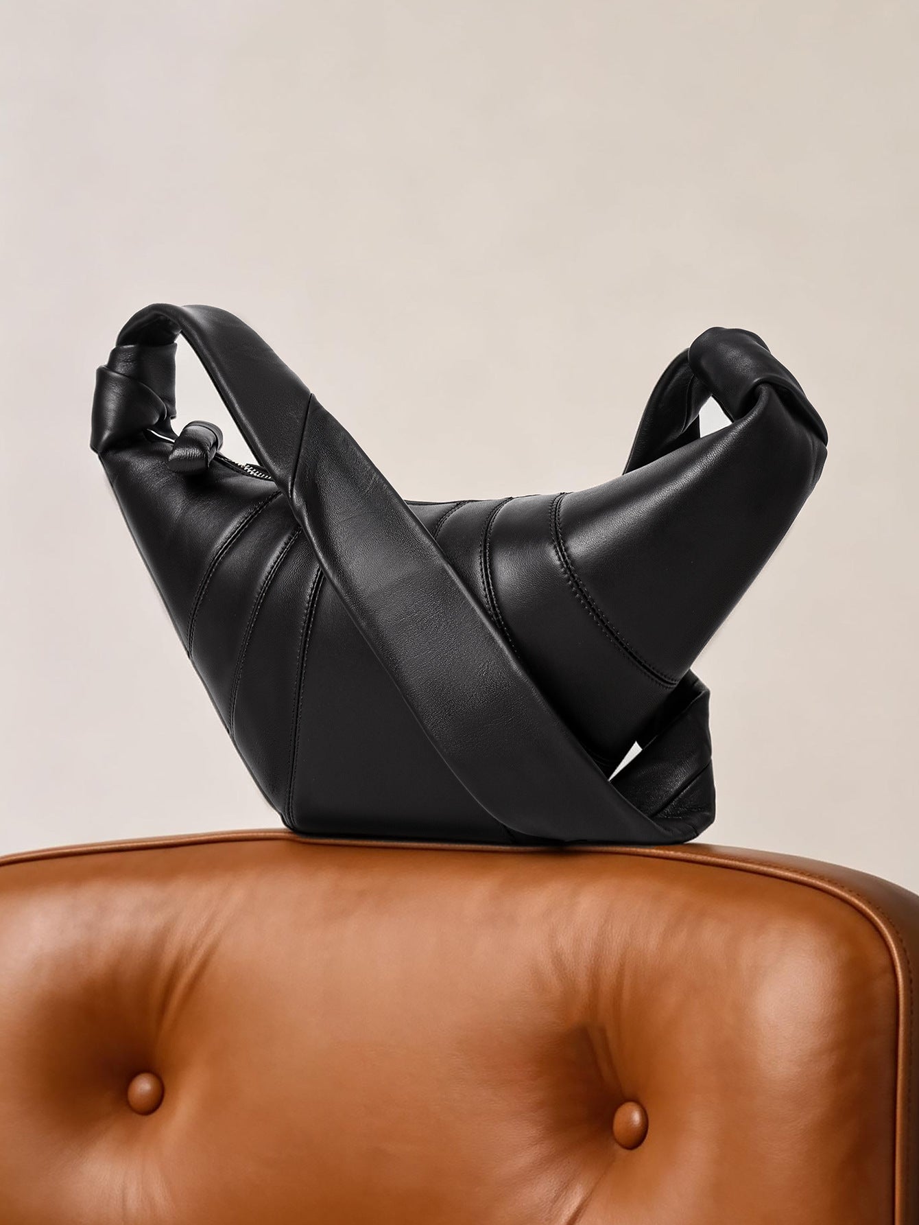 Women's French Niche First Layer Sheepskin Lazy Feeling Croissant Genuine Leather Bags
