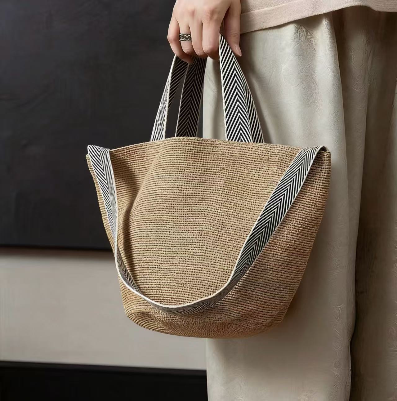 Women's Raffia Woven Summer Seaside Vacation Bucket Bags