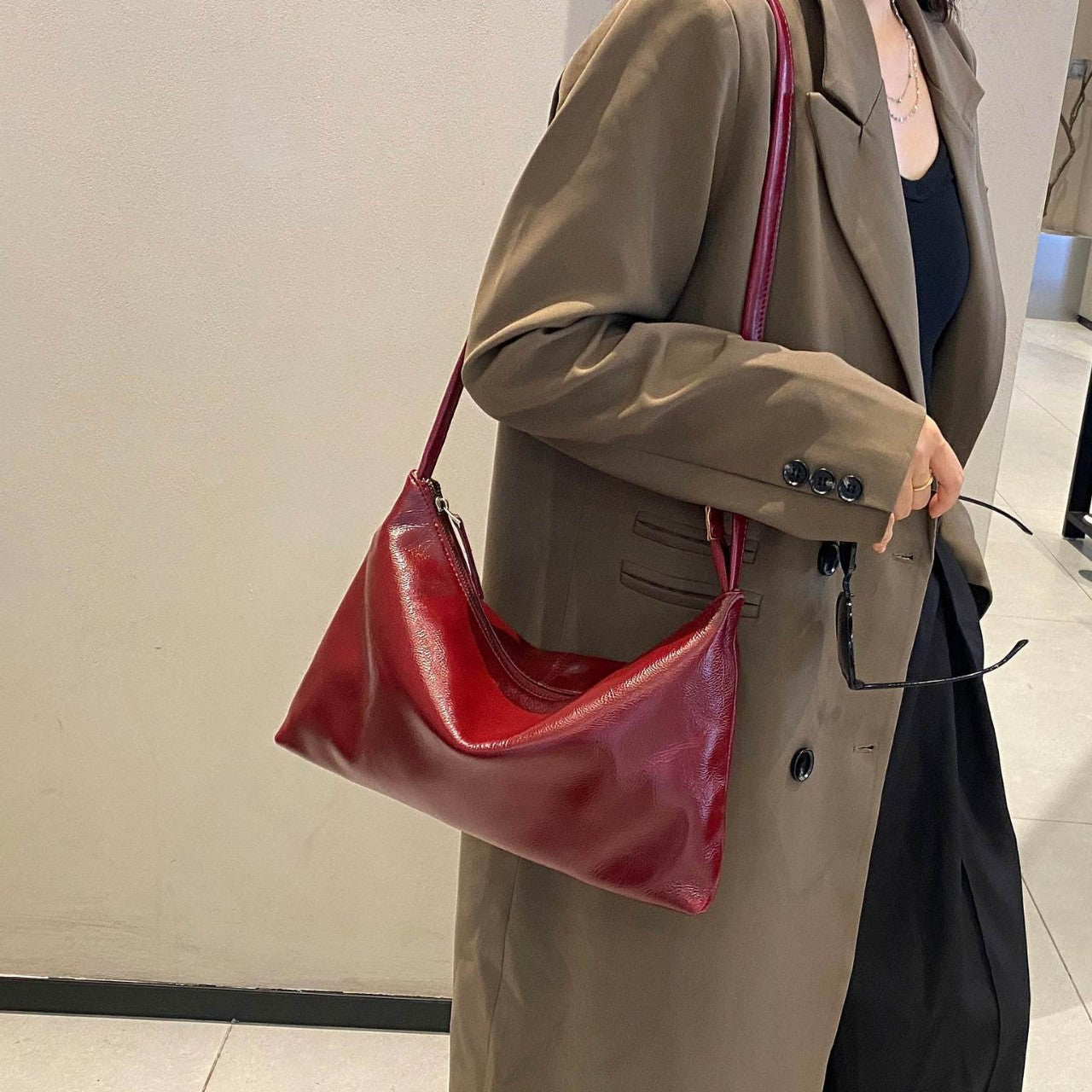Niche High-grade Portable First Layer Cowhide Gradient Women's Messenger Bag