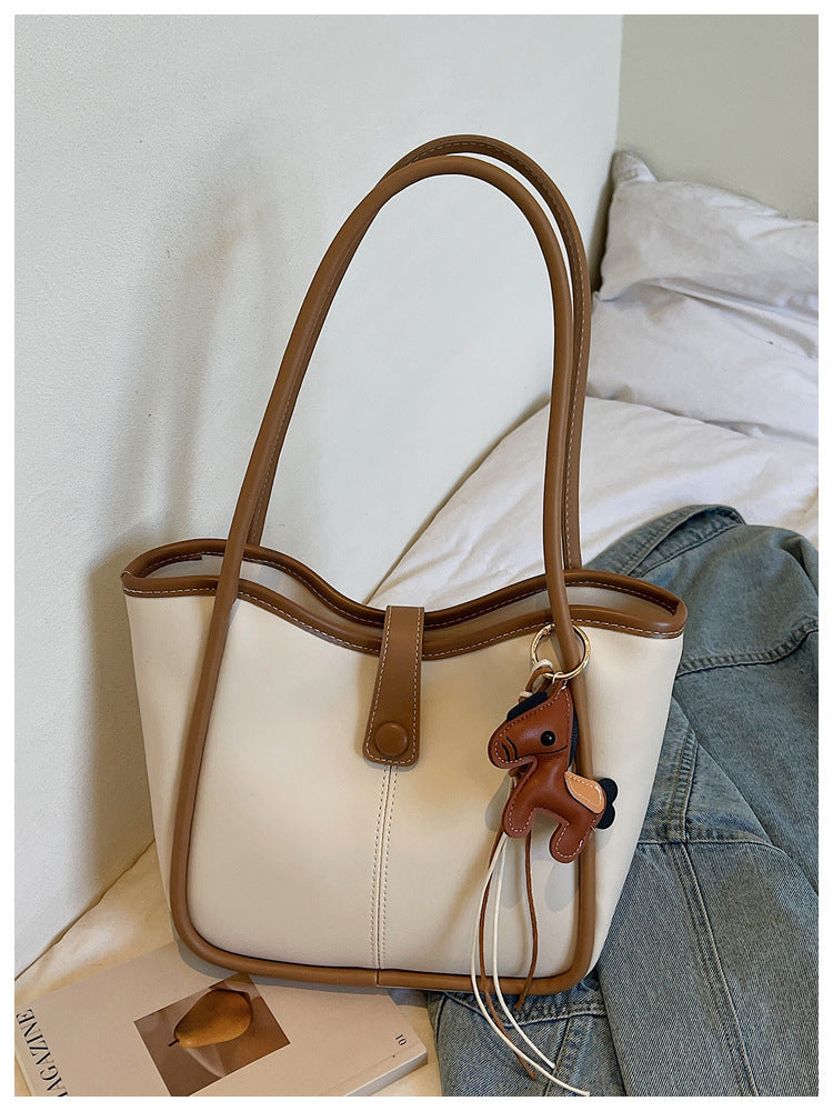 Women's High Texture Popular Retro Large Capacity Commute Bucket Bags